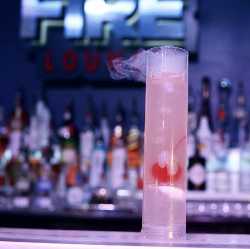 Signature Cocktail: SNOW COSMO